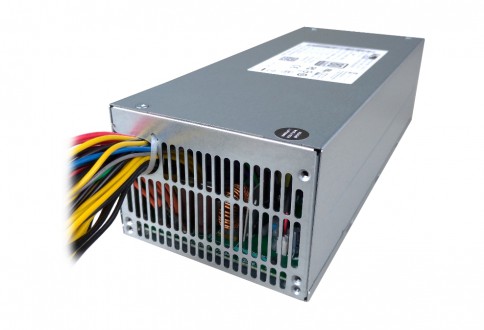 2U Single 650W 03